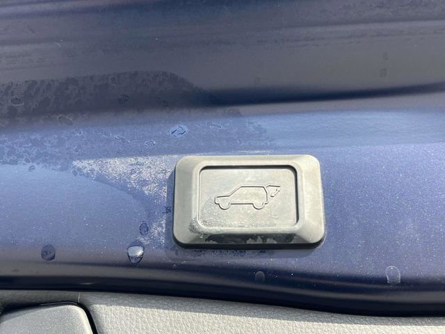 Used 2019 Toyota RAV4 XLE Premium image 22