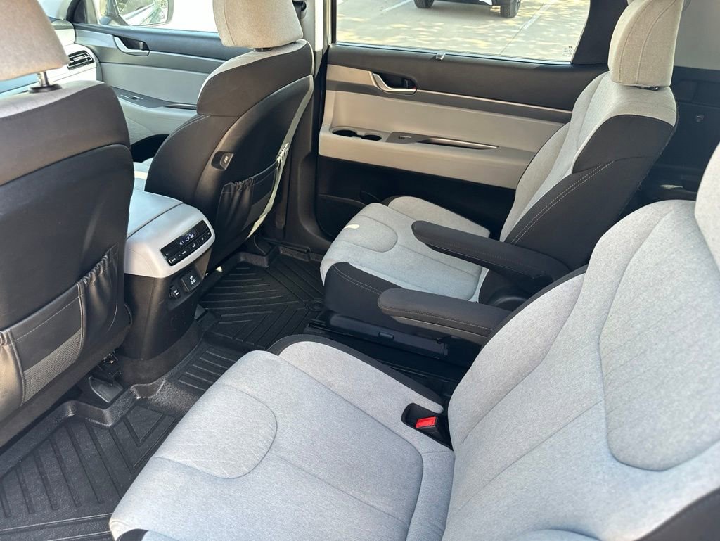 Used 2021 Hyundai Palisade SEL w/ Convenience Package AWD/4WD image 16