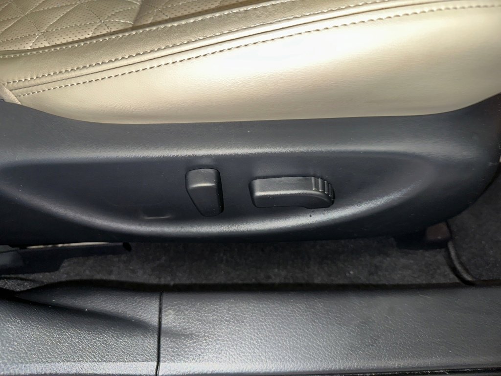 Used 2021 Nissan Maxima Platinum w/ Sport Mat Group image 30