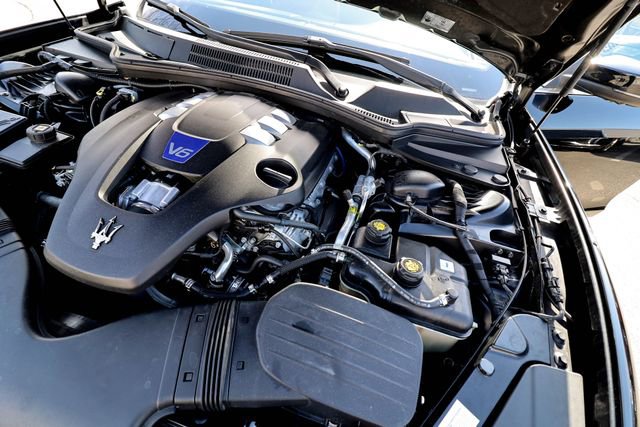 Used 2017 Maserati Quattroporte S GranLusso Q4 image 35