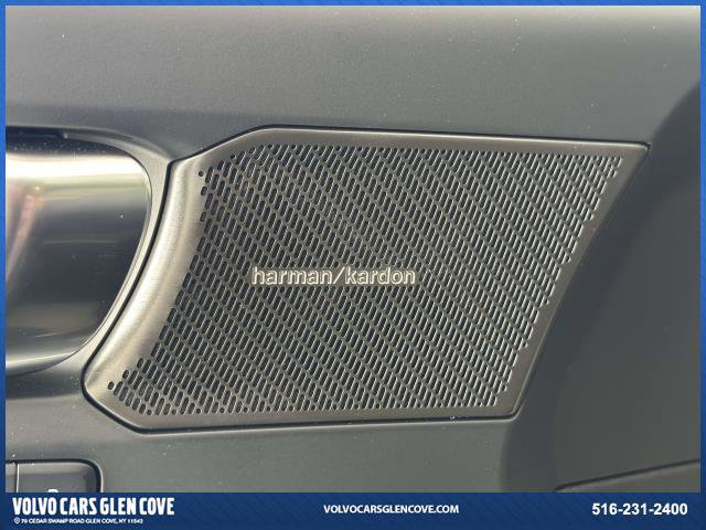 New 2025 Volvo XC40 B5 Ultra w/ Protection Package Premier image 22
