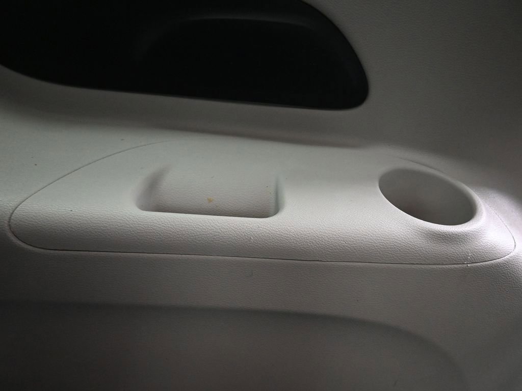 Used 2022 Chrysler Pacifica Touring-L image 42