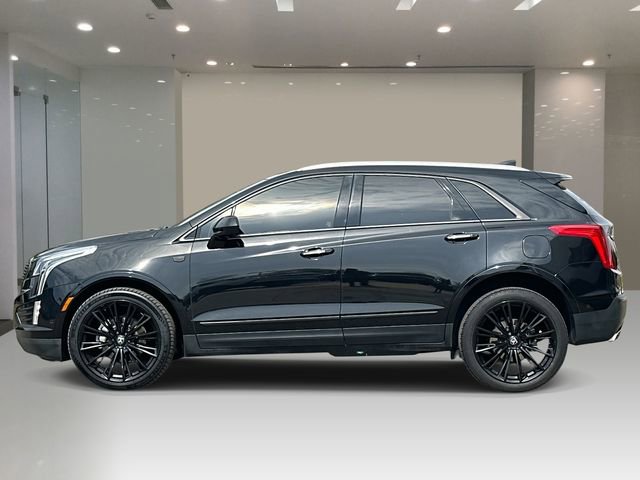 Used 2019 Cadillac XT5 Premium Luxury w/ Driver Assist Package AWD/4WD image 2