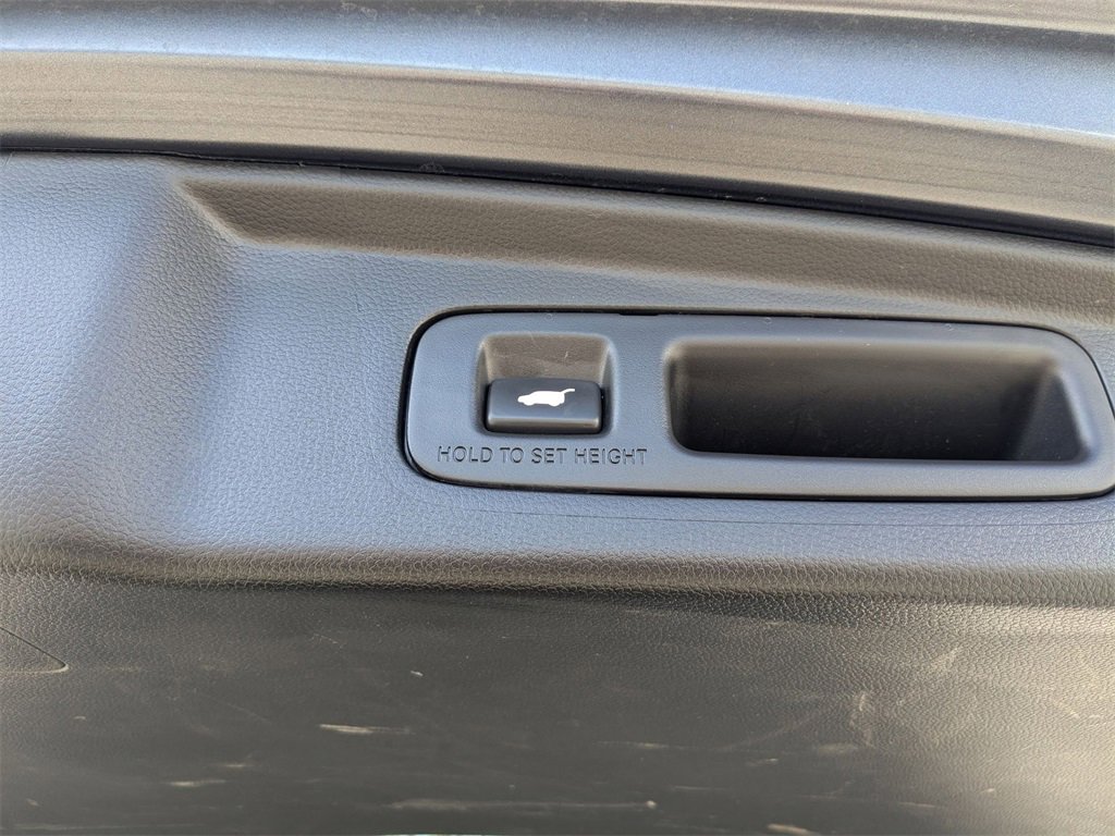 Used 2025 Honda CR-V EX-L image 29