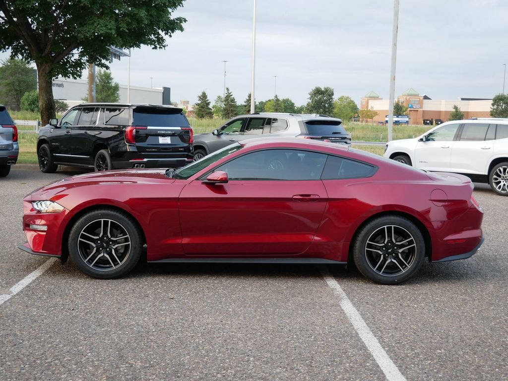 Used 2019 Ford Mustang Coupe w/ Equipment Group 101A RWD image 6