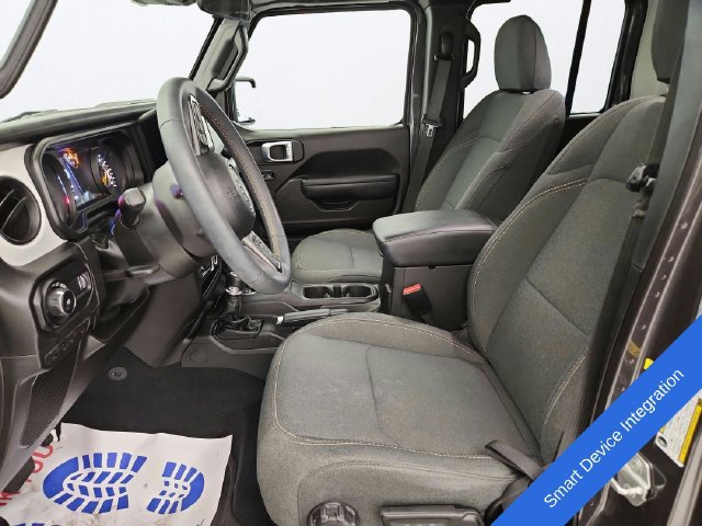 Used 2024 Jeep Wrangler Unlimited Sport AWD/4WD image 12