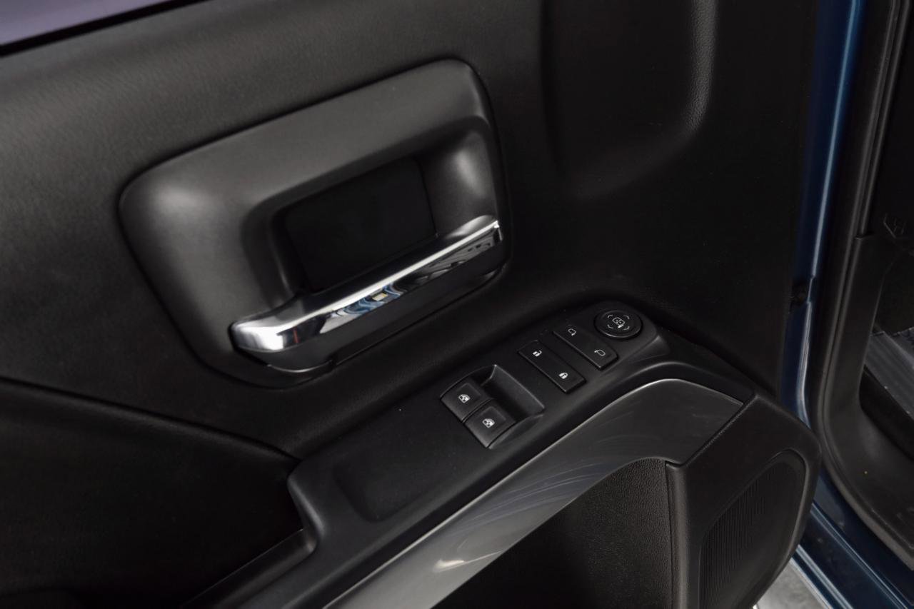 Used 2017 Chevrolet Silverado 1500 LT w/ LT Convenience Package image 19