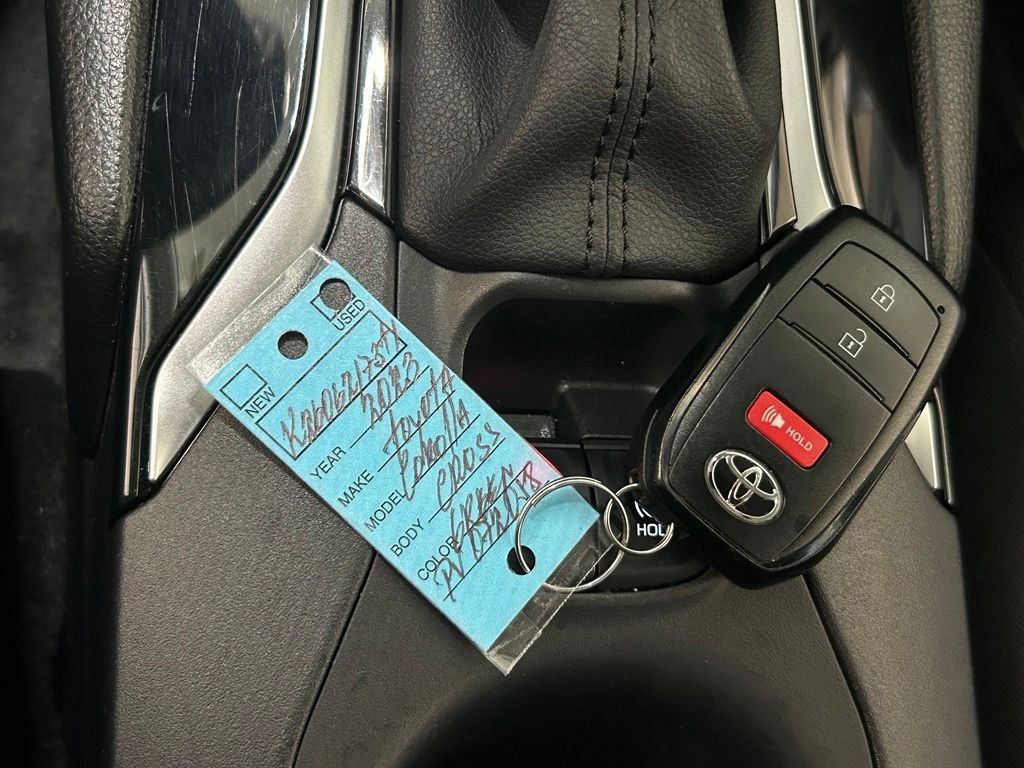 Used 2023 Toyota Corolla Cross LE w/ Moonroof Package FWD image 47
