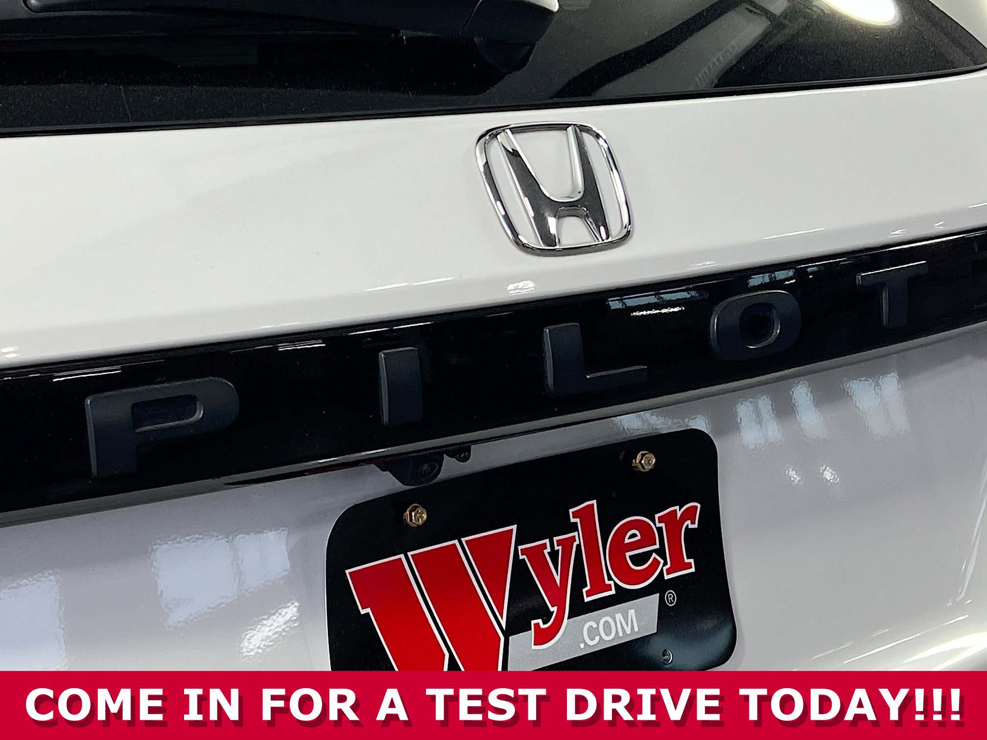 Used 2023 Honda Pilot Touring image 35