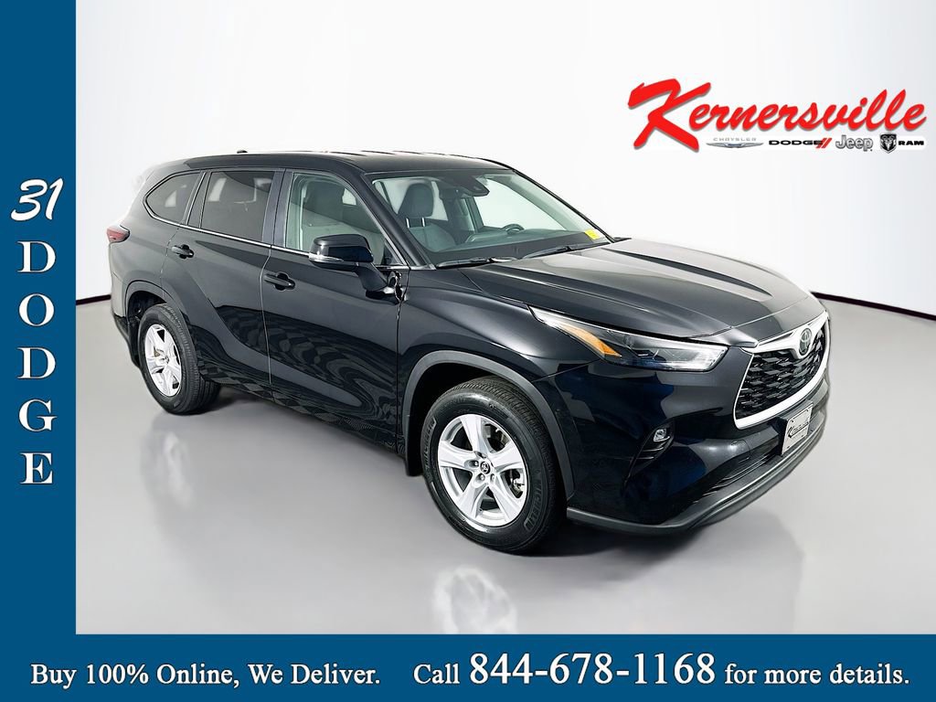 Used 2024 Toyota Highlander LE
