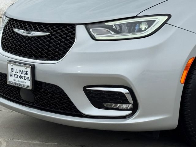 Used 2026 Chrysler Pacifica Limited image 6