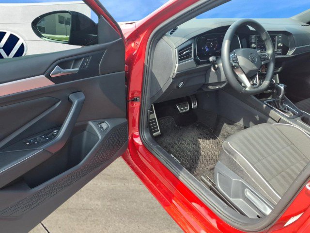 Certified 2024 Volkswagen Jetta Sport FWD image 12