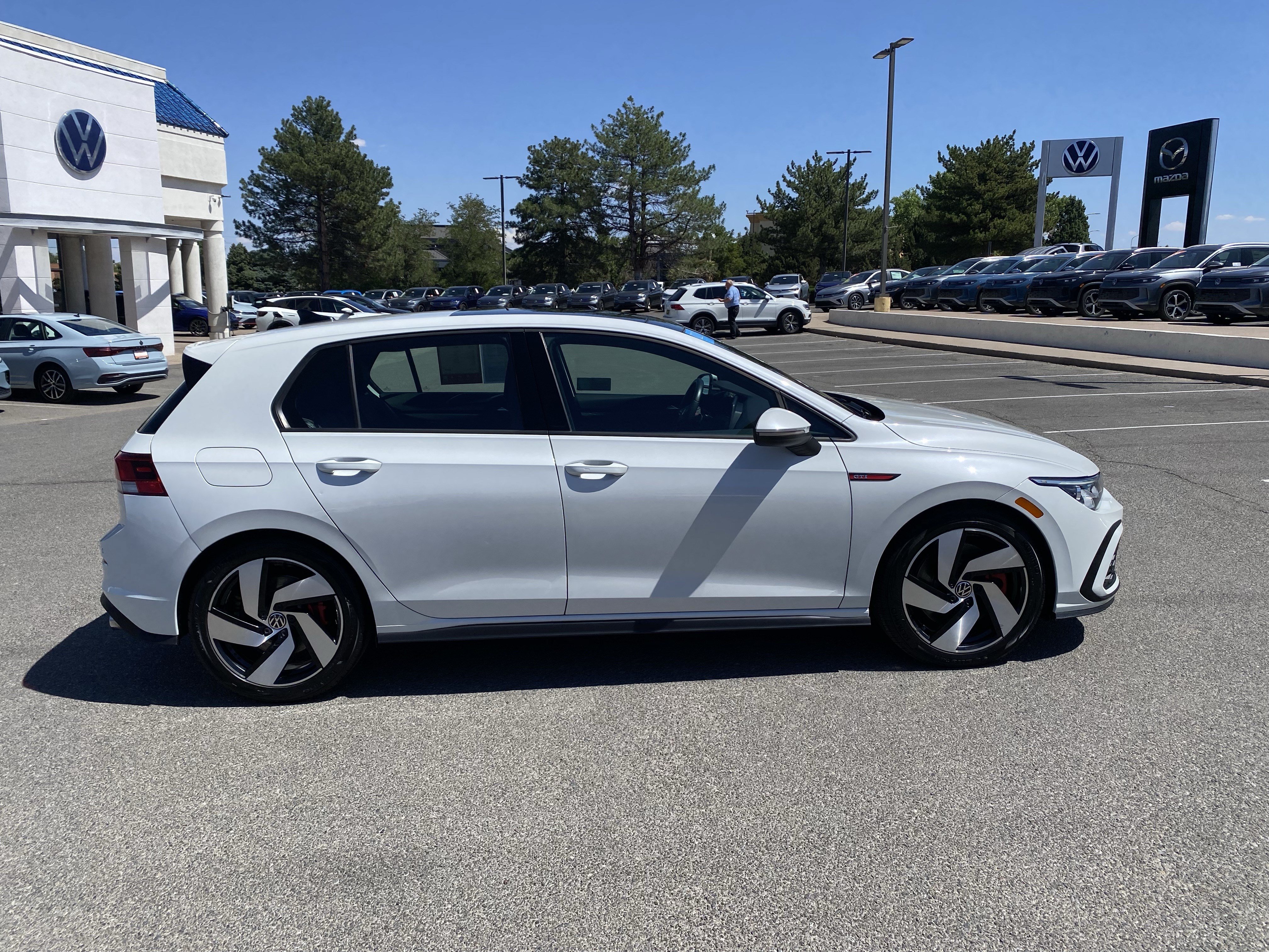 Certified 2022 Volkswagen GTI SE FWD image 51