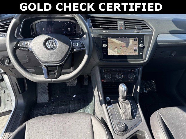 Used 2020 Volkswagen Tiguan SEL image 18