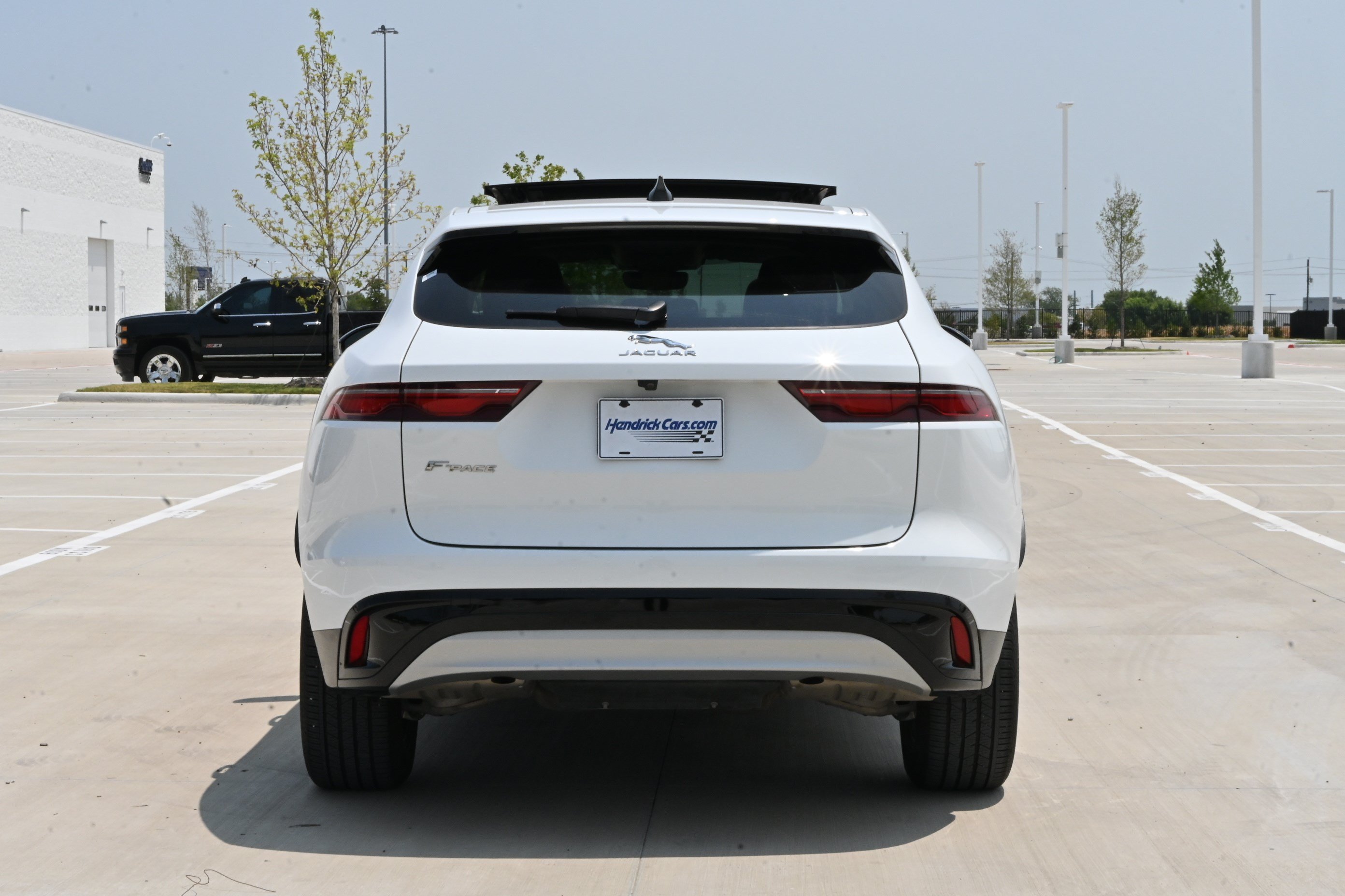 Used 2022 Jaguar F-PACE AWD/4WD image 8