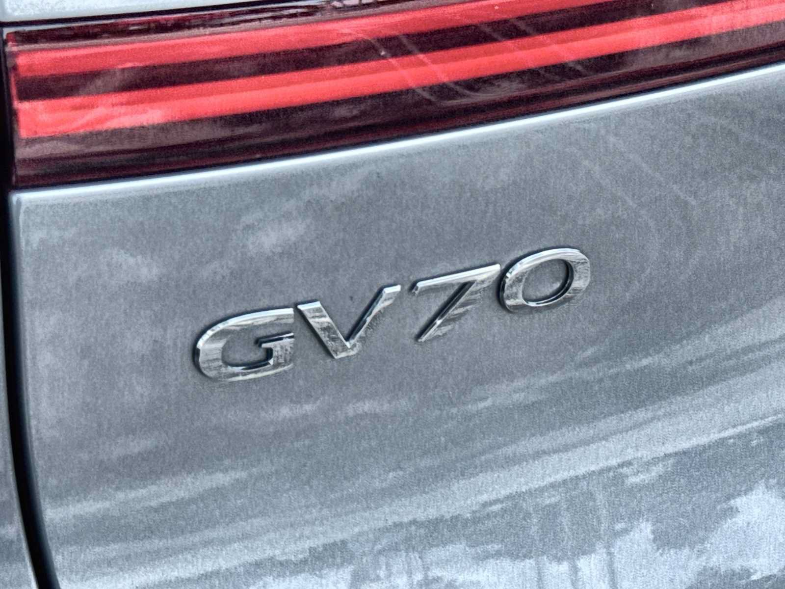 Used 2024 Genesis GV70 2.5T w/ Advanced Package AWD/4WD image 10
