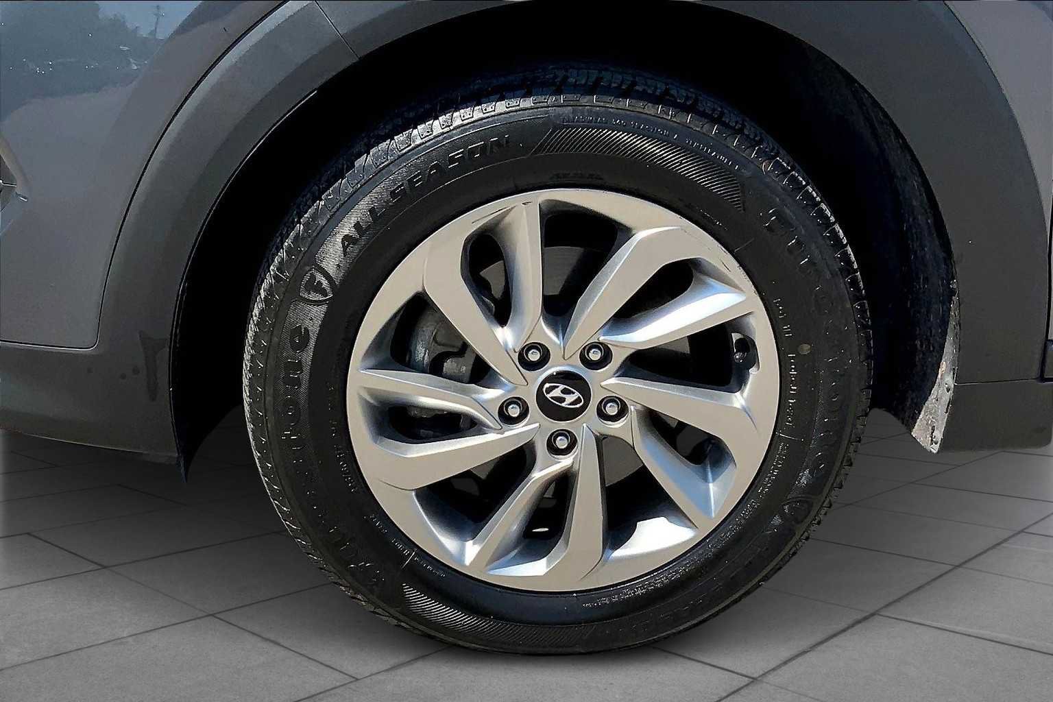 Used 2017 Hyundai Tucson SE FWD image 10