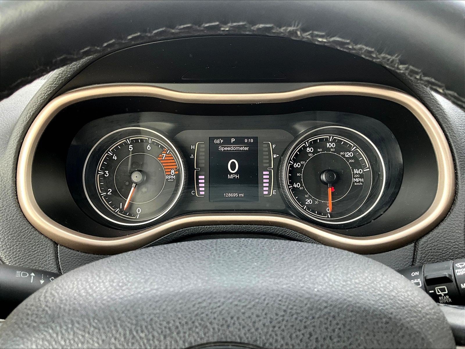 Used 2016 Jeep Cherokee Sport FWD image 14