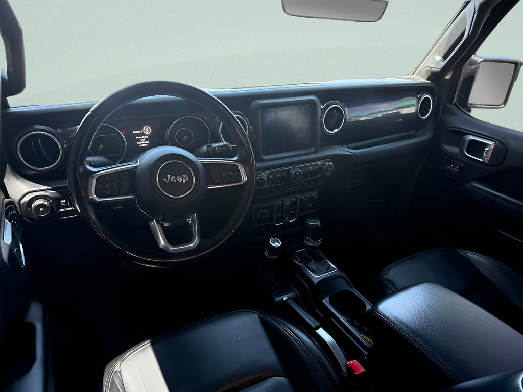 Used 2020 Jeep Wrangler Unlimited Sahara AWD/4WD image 11