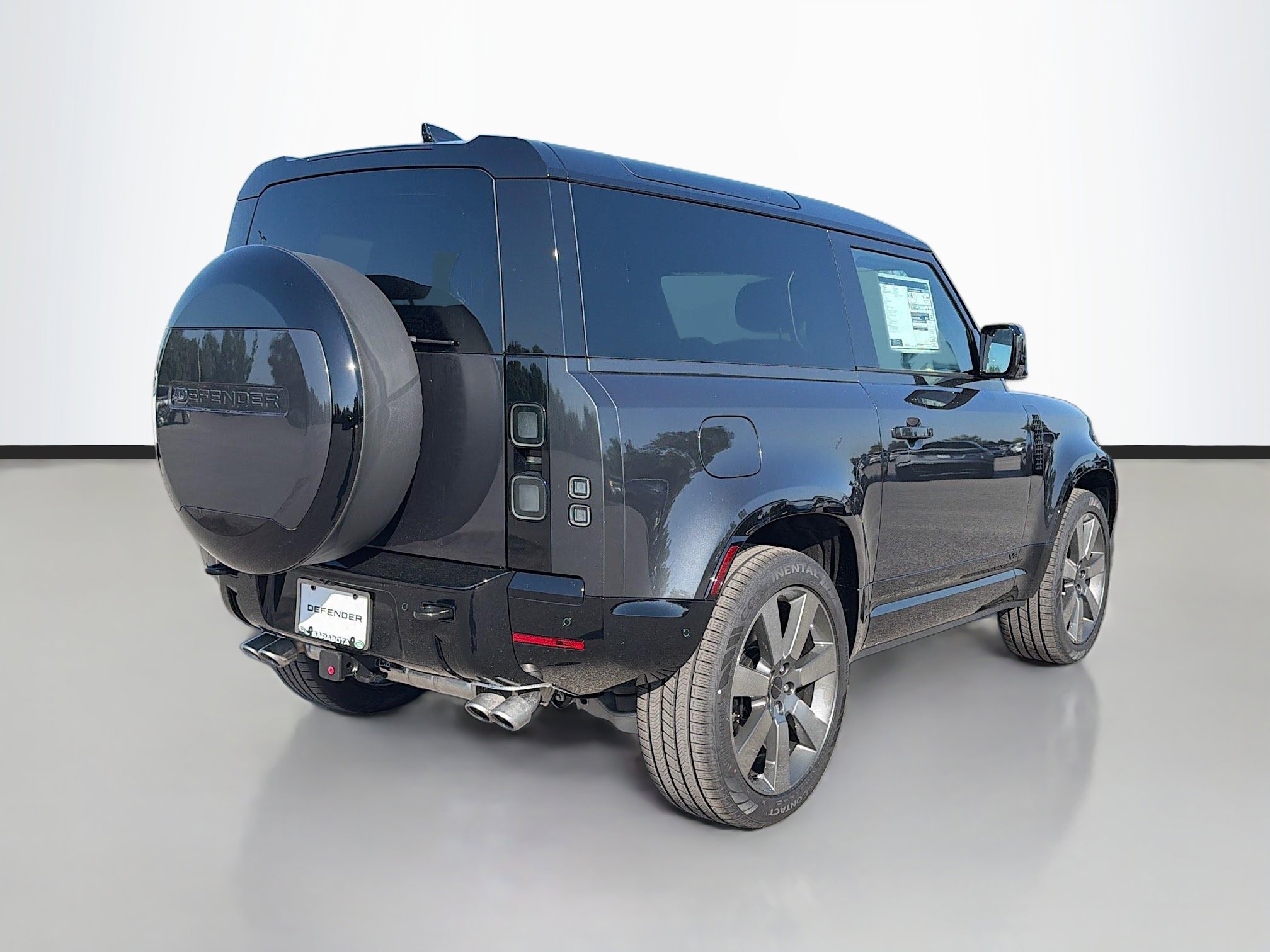 New 2026 Land Rover Defender 90 V8 image 5