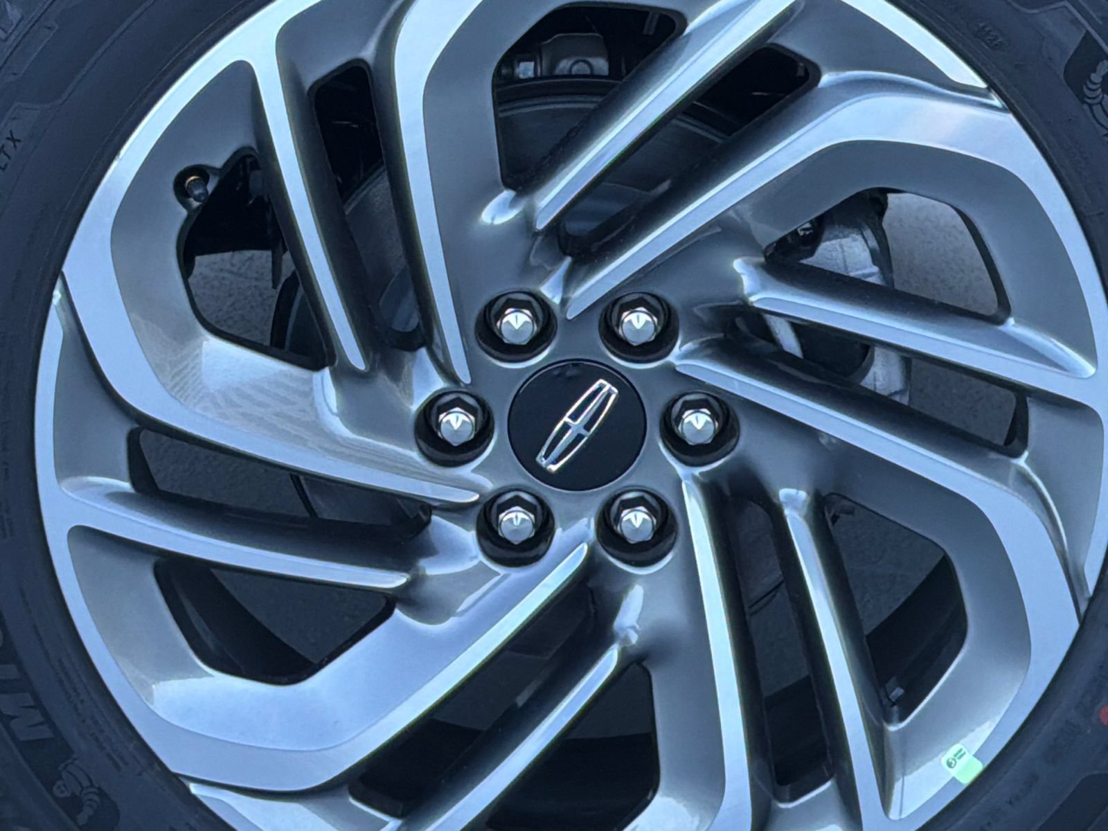 New 2026 Lincoln Navigator Reserve AWD/4WD image 5