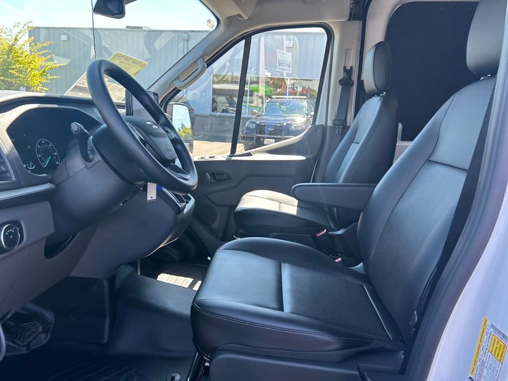 New 2025 Ford Transit 250 148 Medium Roof w/ Load Area Protection Package RWD image 12