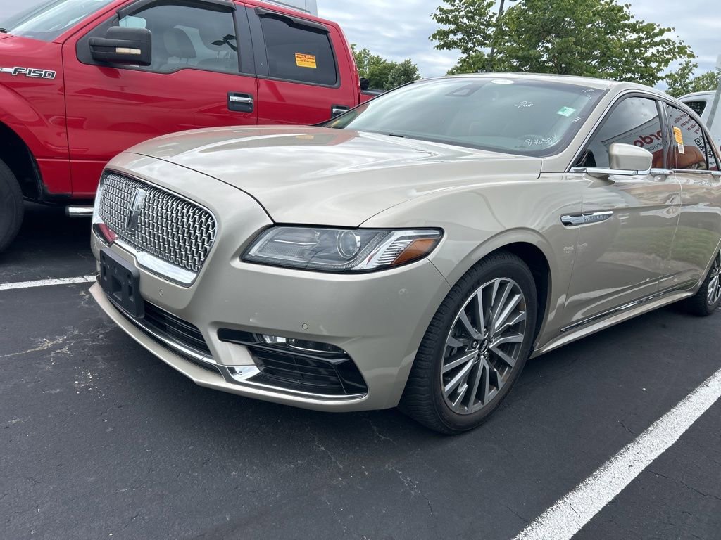 Used 2017 Lincoln Continental Select w/ Climate Package FWD image 1