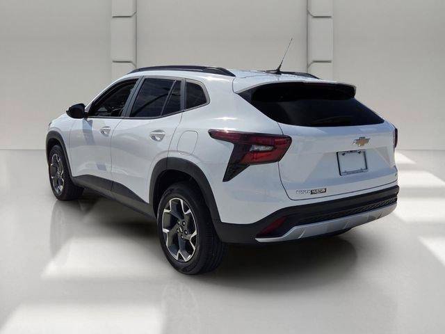Certified 2024 Chevrolet Trax LT w/ Driver Confidence Package FWD image 3