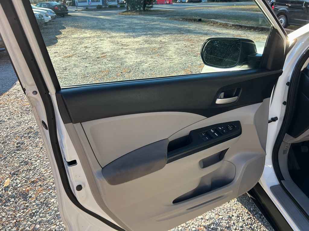 Used 2014 Honda CR-V LX image 7