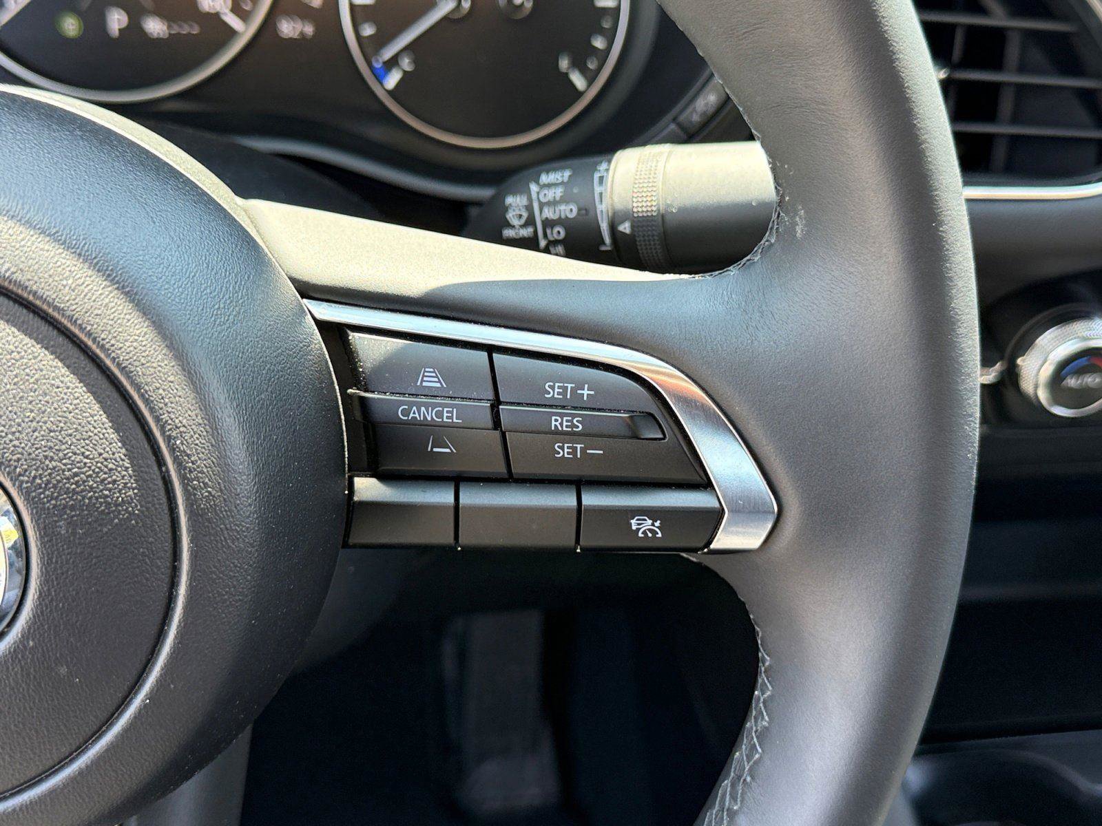 Certified 2025 MAZDA MAZDA3 s FWD image 22