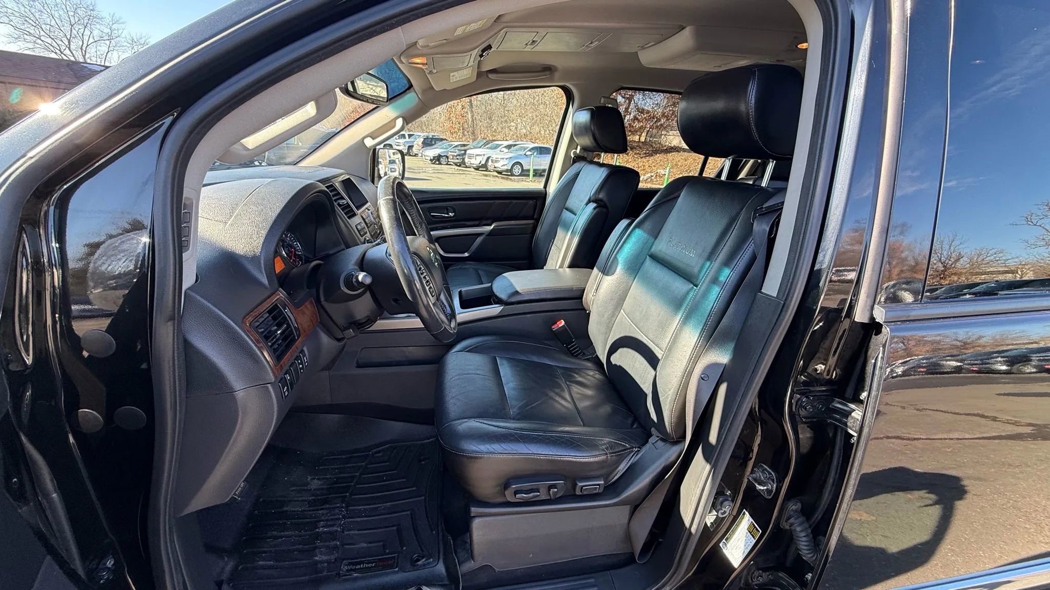 Used 2015 Nissan Armada Platinum w/ 2nd Row Captain Seat Package image 2