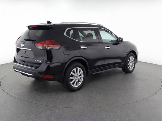 Used 2018 Nissan Rogue SV w/ Sun & Sound Touring Package AWD/4WD image 6