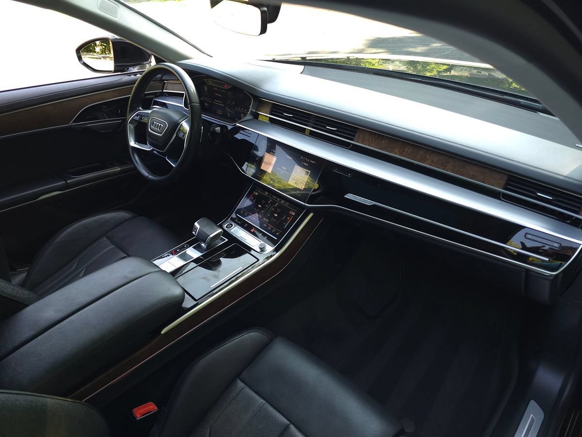 Used 2023 Audi A8 L 3.0T w/ Executive Package AWD/4WD image 19
