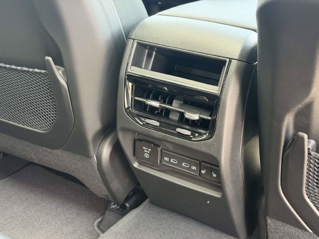 New 2026 Jeep Grand Cherokee Limited AWD/4WD image 24