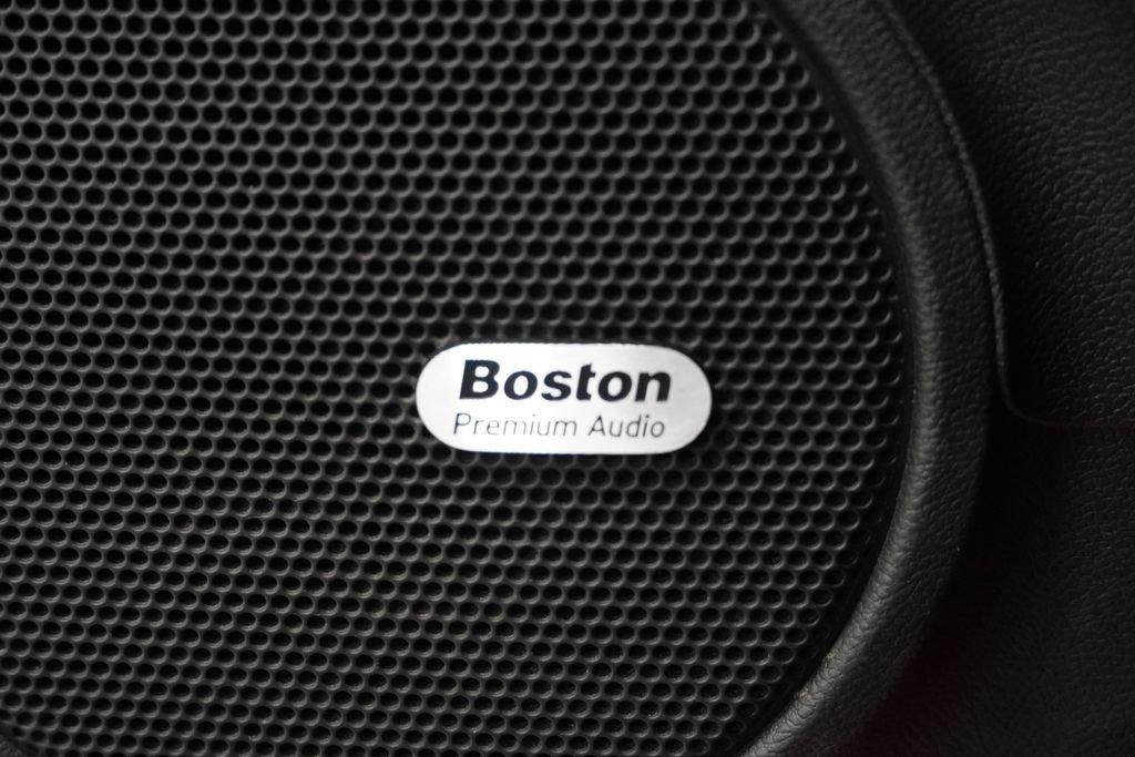 Used 2013 Chevrolet Camaro LT w/ RS Package image 5