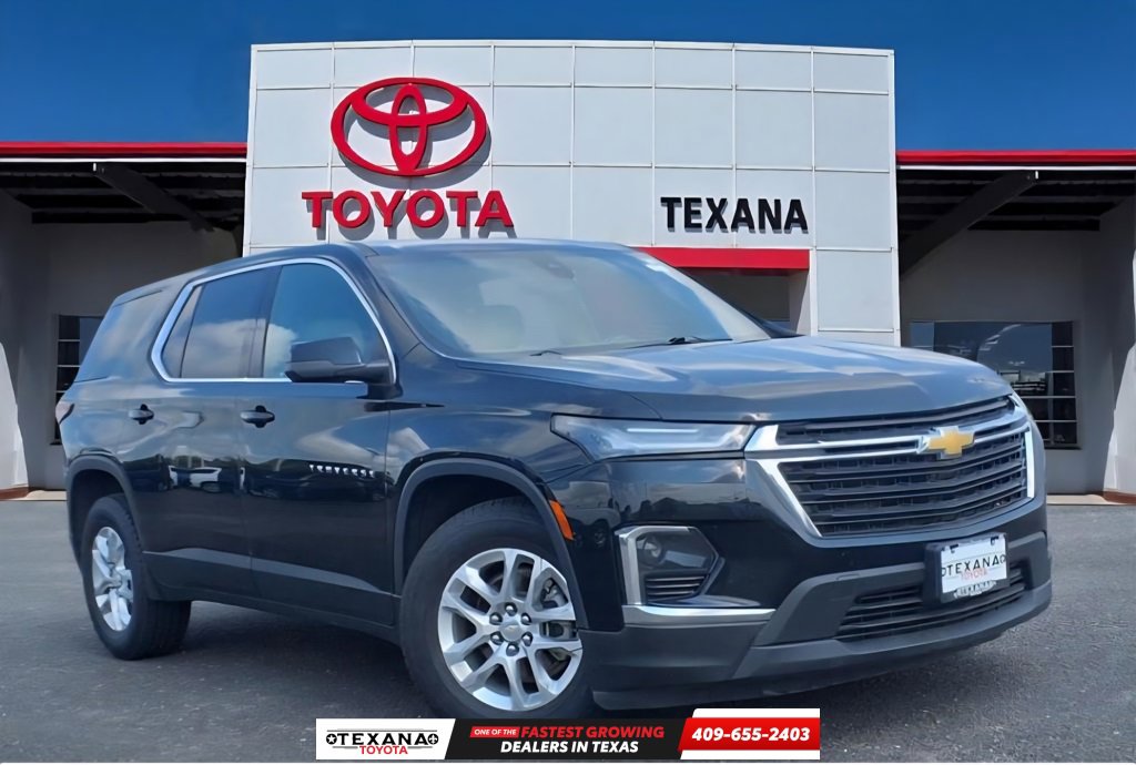 Used 2022 Chevrolet Traverse LS