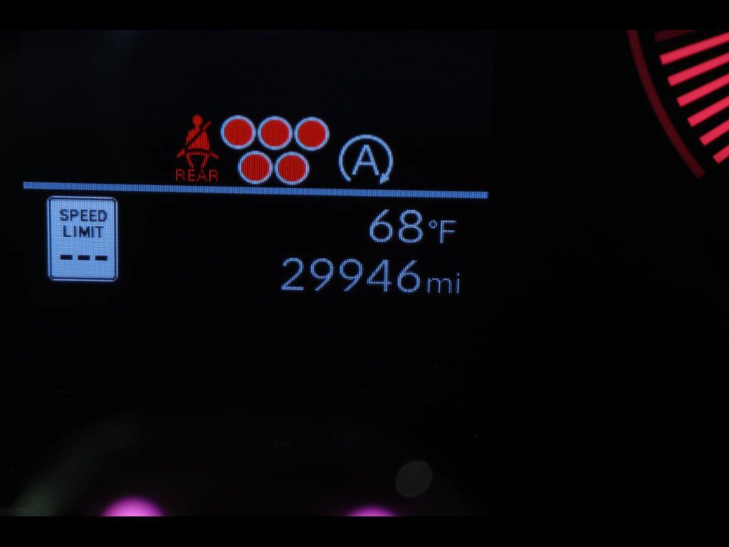 Used 2025 Hyundai Santa Fe SEL AWD/4WD image 25