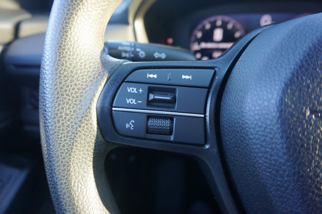 Used 2024 Honda Accord EX image 7