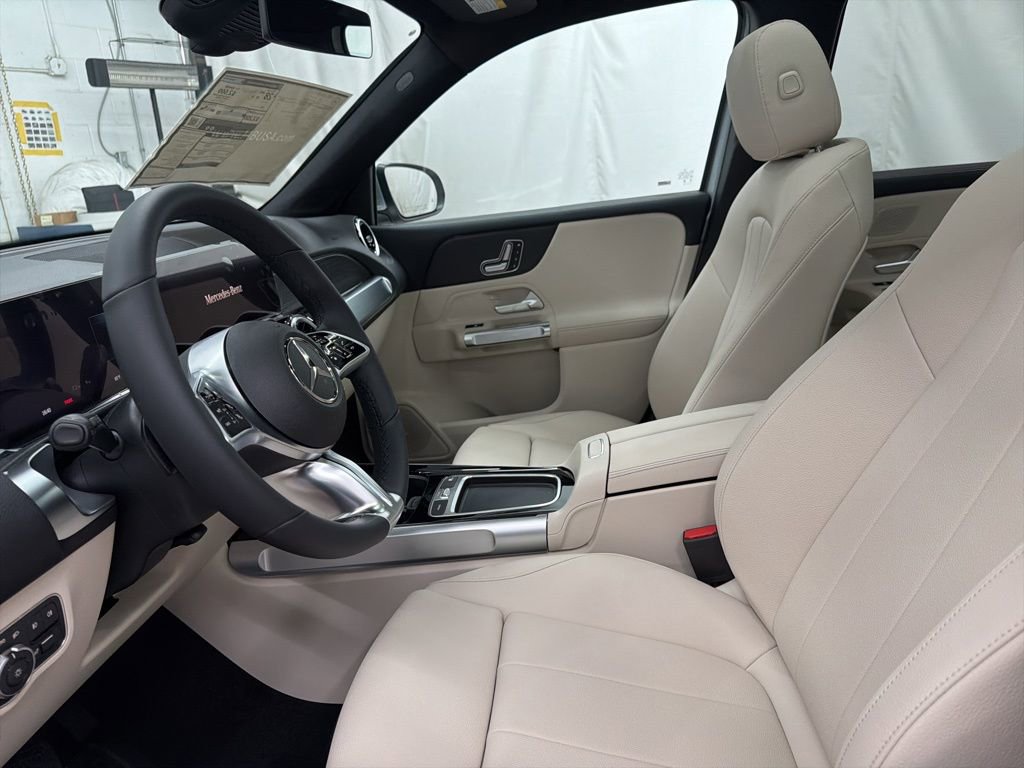 New 2026 Mercedes-Benz GLB 250 image 14