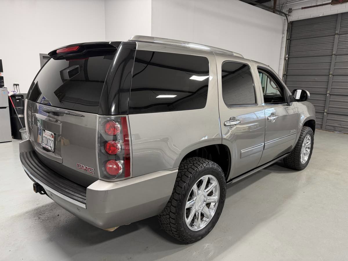 Used 2012 GMC Yukon Denali image 6