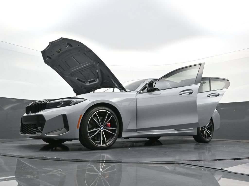 Used 2023 BMW 330i xDrive Sedan w/ M Sport Package AWD/4WD image 39