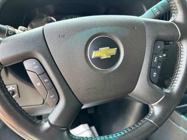 Used 2022 Chevrolet Express 2500 w/ Driver Convenience Package RWD image 20