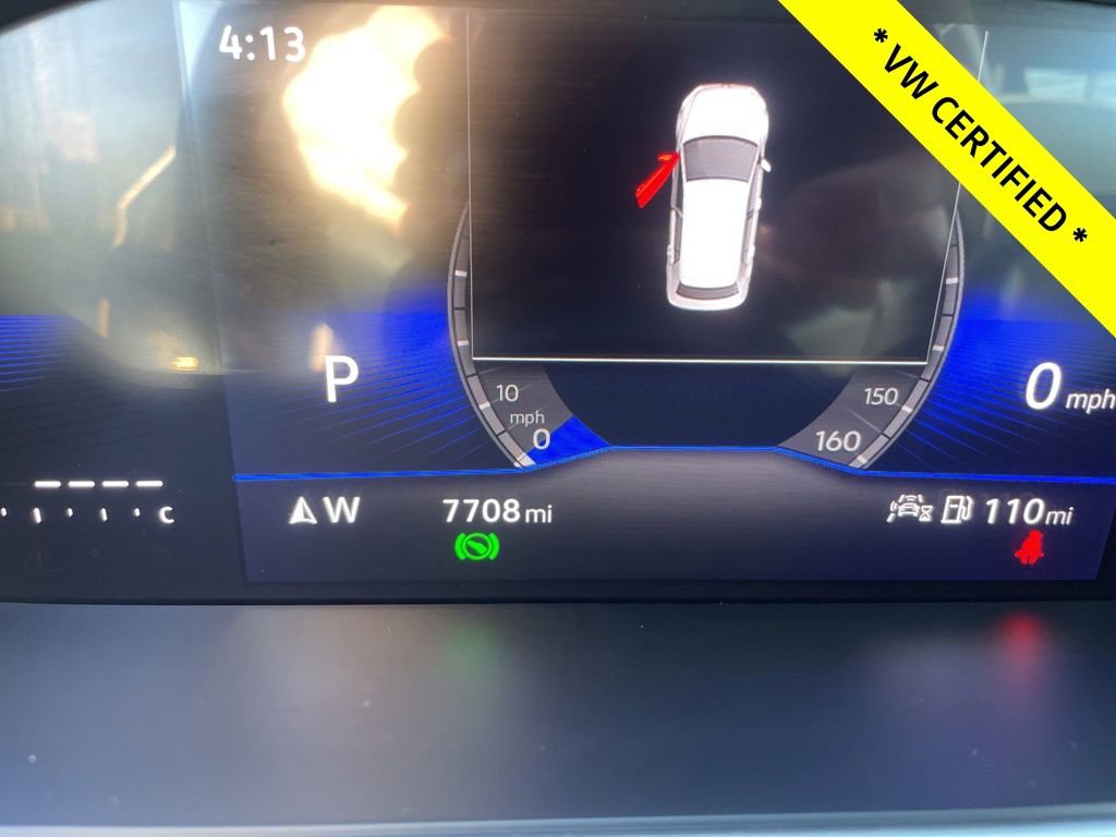 Used 2025 Volkswagen Taos SE w/ Panoramic Sunroof Package AWD/4WD image 31