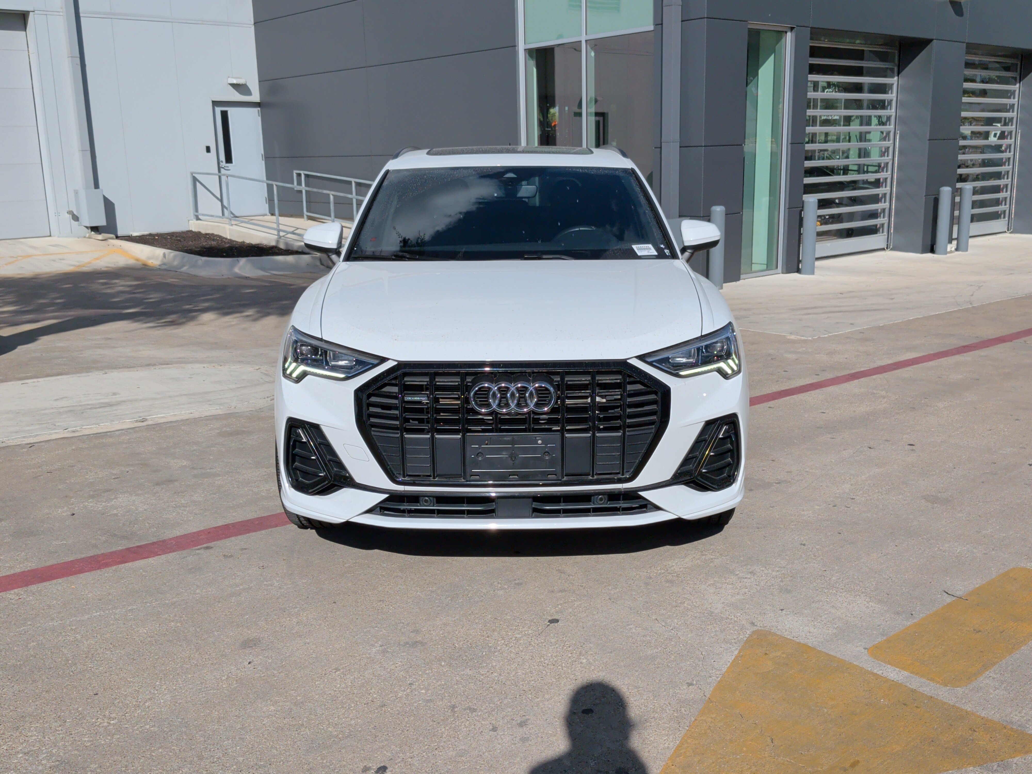 Certified 2024 Audi Q3 2.0T Premium Plus AWD/4WD image 3