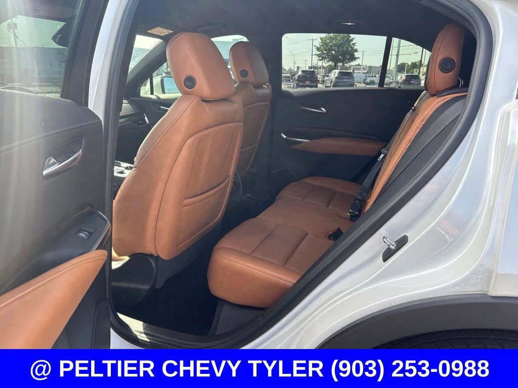 Used 2021 Cadillac XT4 Premium Luxury FWD image 19