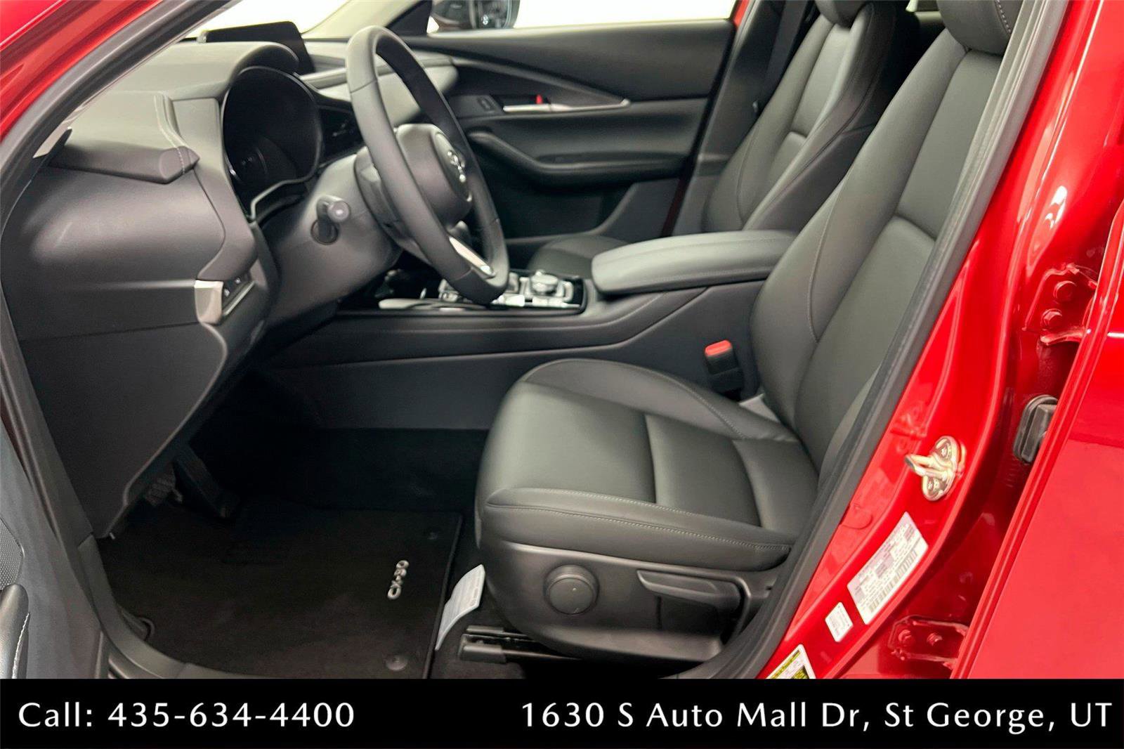New 2025 MAZDA CX-30 AWD 2.5 S w/ Select Sport Pkg image 17