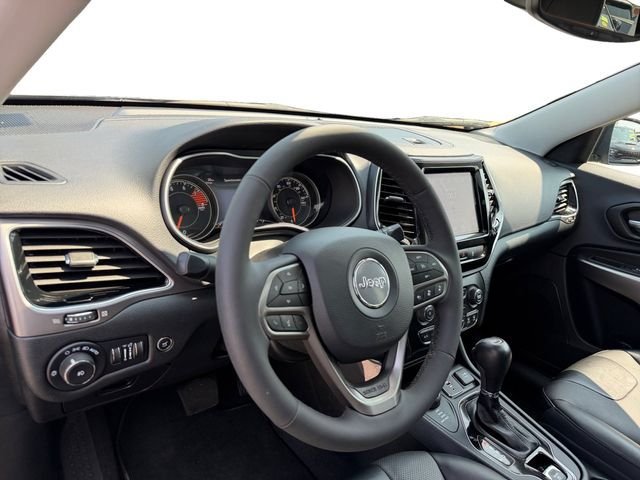 Certified 2022 Jeep Cherokee Limited AWD/4WD image 15