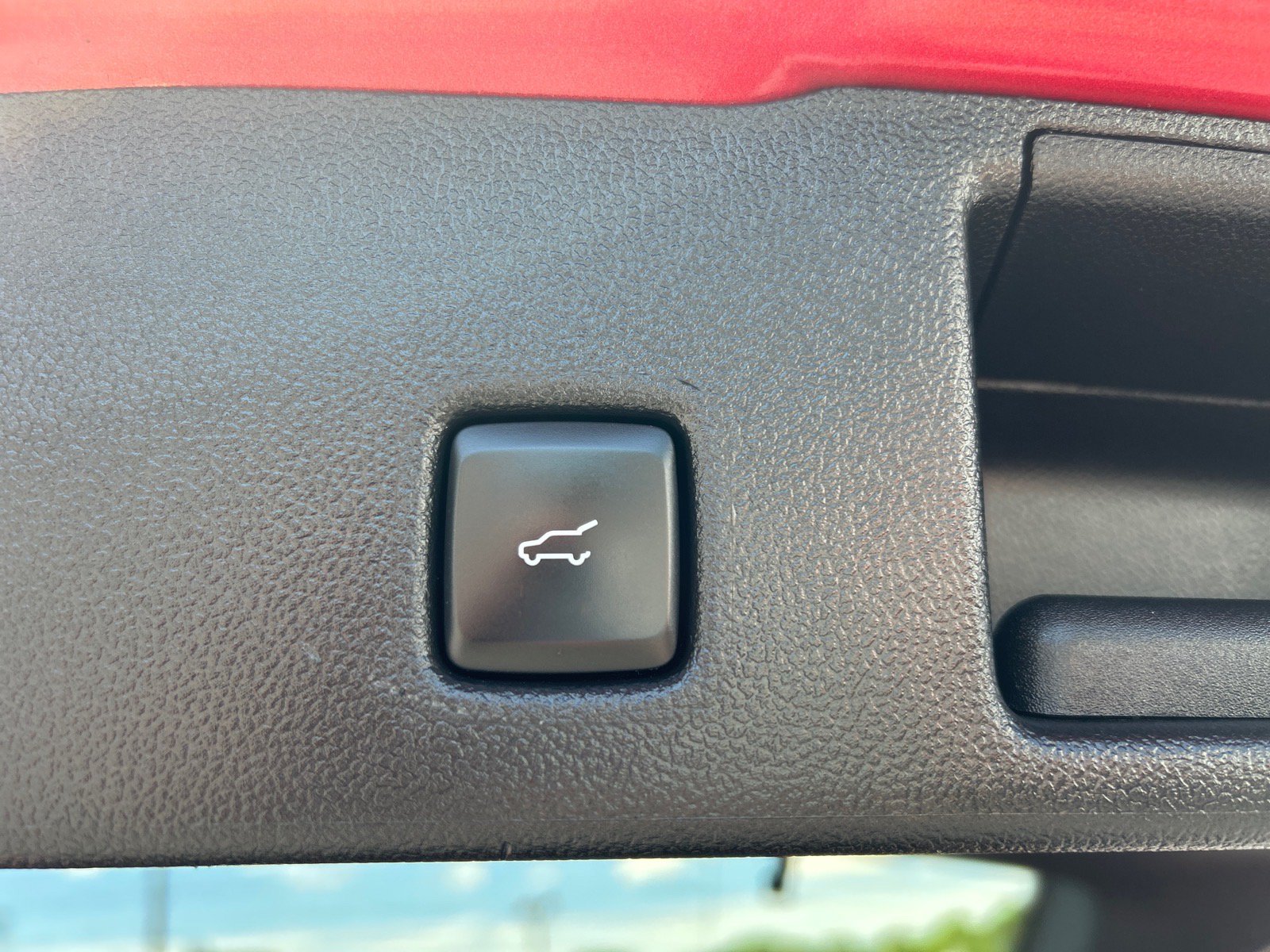 Certified 2022 Ford Escape Titanium w/ Titanium Premium Package FWD image 17