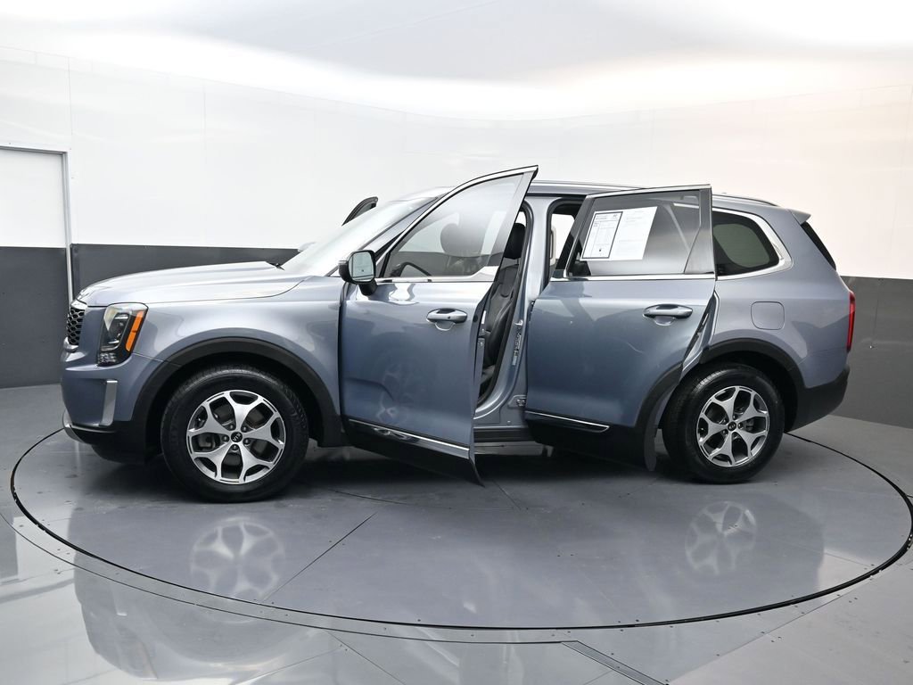 Used 2020 Kia Telluride EX image 25