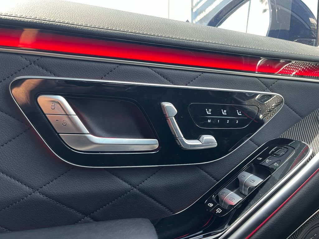 Used 2024 Mercedes-Benz S 580e 4MATIC Sedan image 29